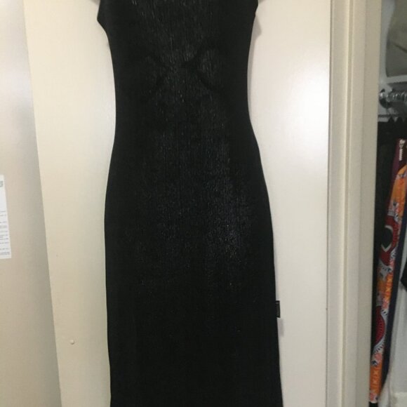 Axara backless midi shimmer dress - Picture 9 of 15